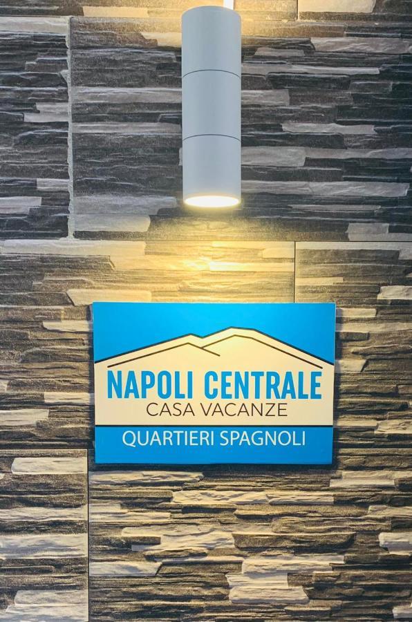 Napoli Centrale Kültér fotó